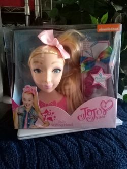 Jojo Siwa Styling Head