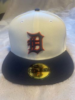 New Era 59FIFTY Detroit Tigers Green UV Chrome White Navy Fitted Hat 7 1/2