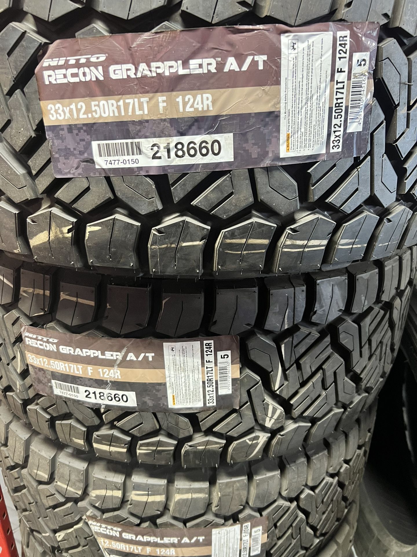 33x12.50R17 Nitto Recon Grappler A/T