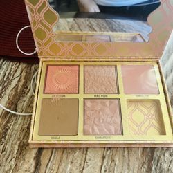 Too Face Blush