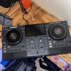 Numark 