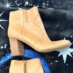 Wms Lucky Brand Boots