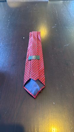 Vintage club room Tie