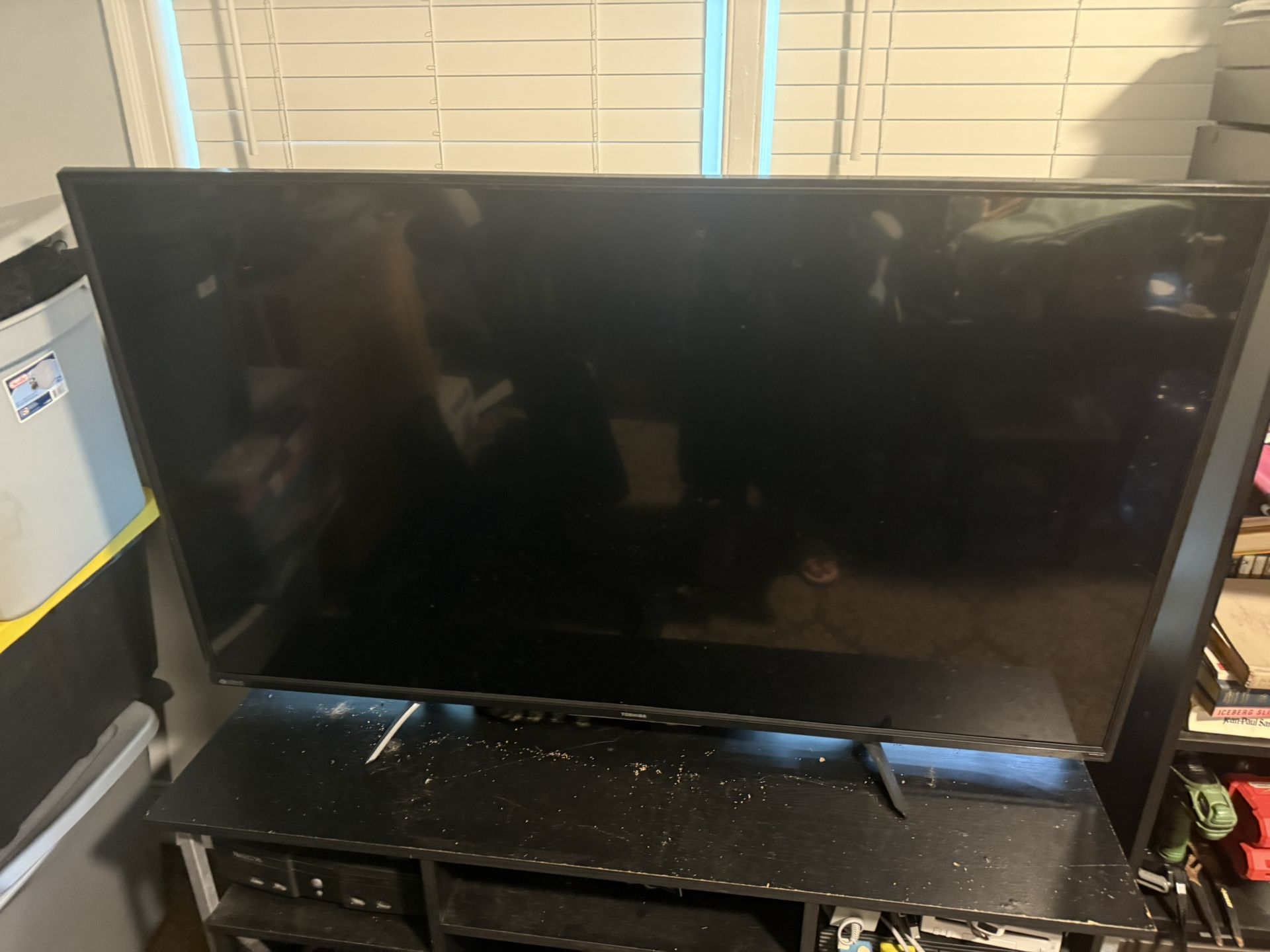 55” Toshiba Tv