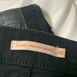 Women’s Levi’s  Size 10