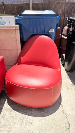 Steel case Red Leather Accent Lounge Chair