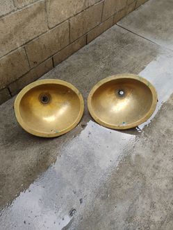 Lavamanos de bronce