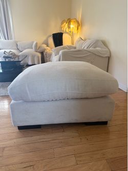 Foot rest ottoman
