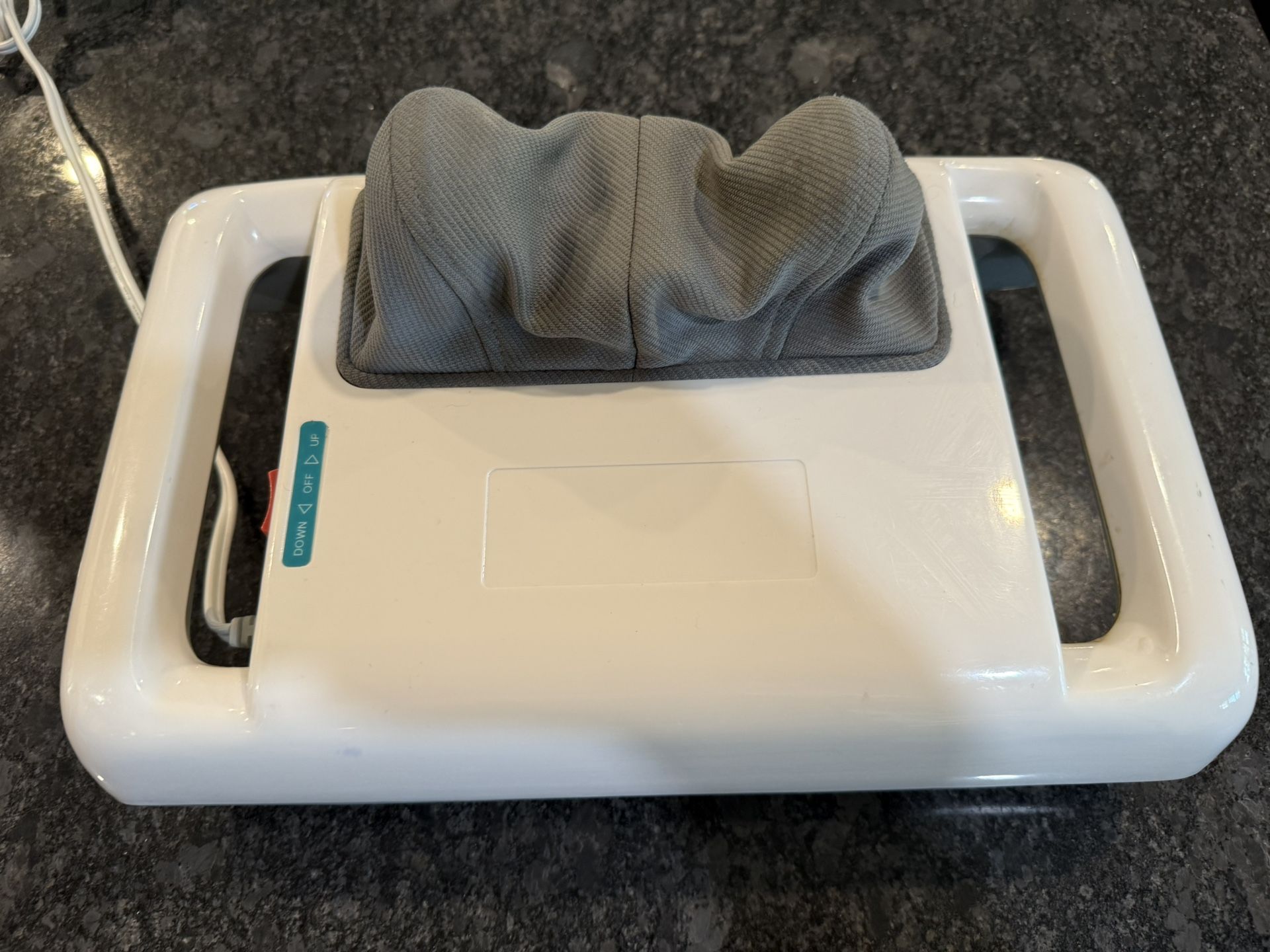 SHIATSU MASSAGER