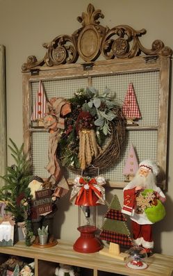 Christmas Hanging Metal Lantern!