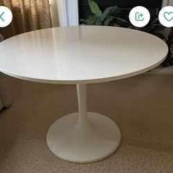 IKEA Docksta Round White Table