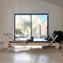 *The Studio* model By Your Reformer 