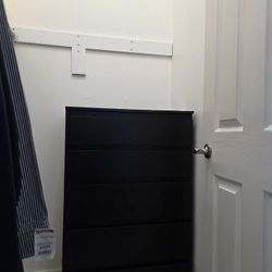 5 Drawer Dresser 