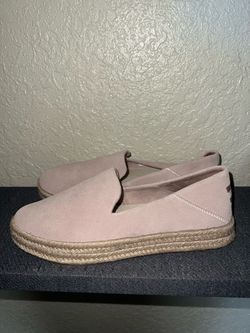 Women’s shoes