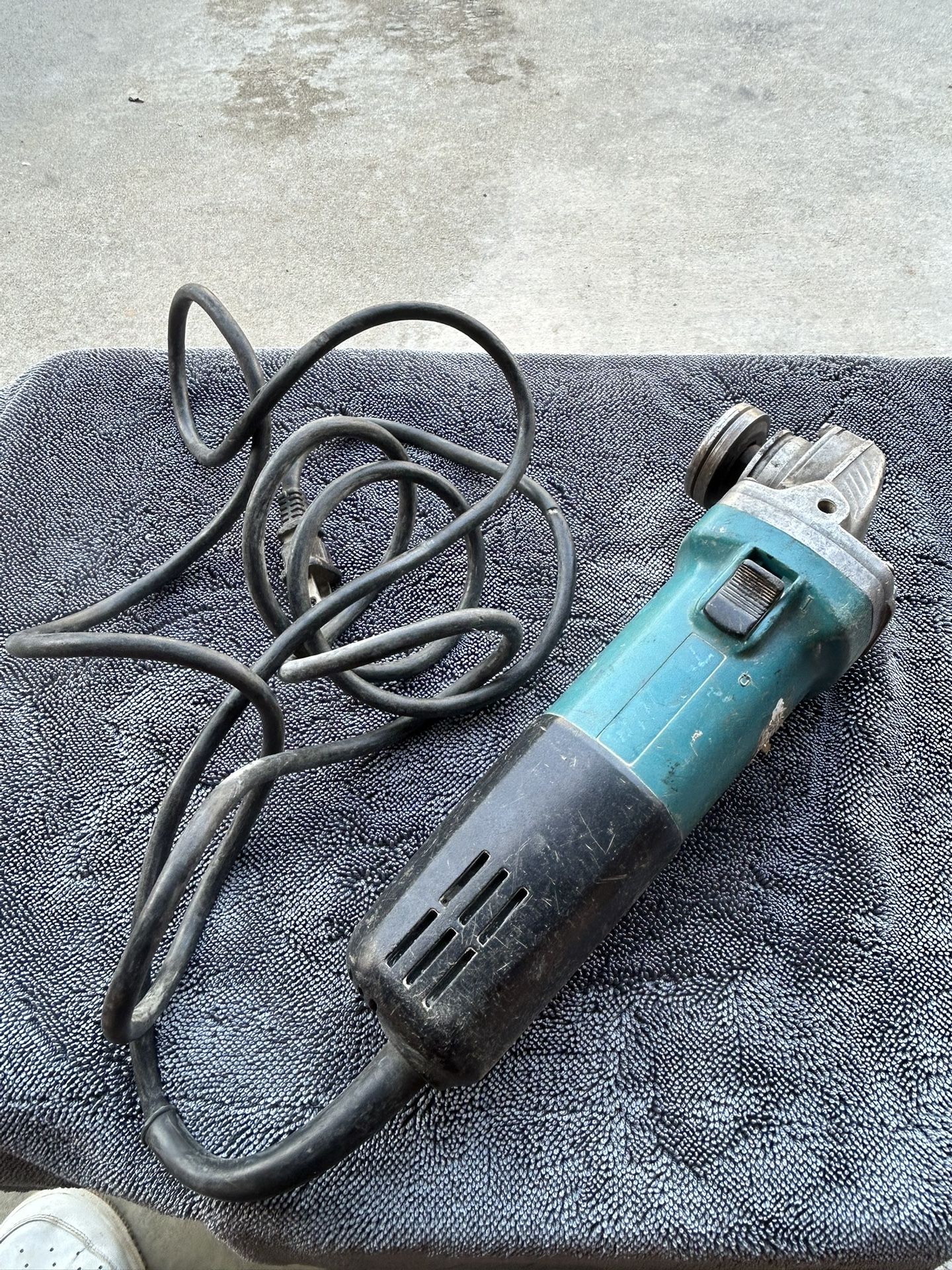 Makita Corded Grinder