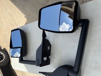 Pair of Black Truck Side Mirrors