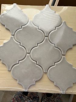 STUNNING TILE APPROX 35 SF… MAKE OFFER… $700