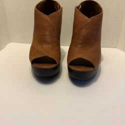 Ladies Shoes