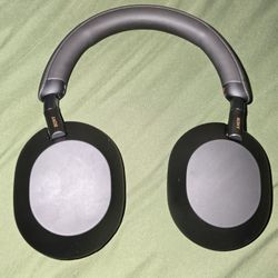 Sony WH-1000XM5 Bluetooth Headphones