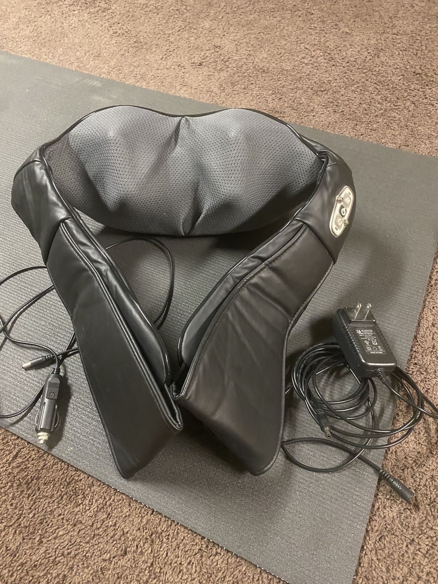 SHIATSU  MASSAGER