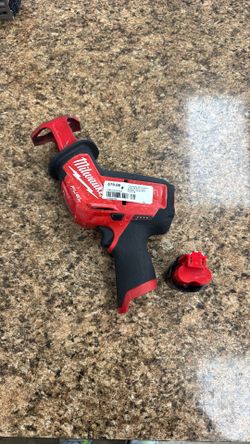 Tools saw Milwaukee 2520-20