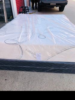 CALKING OR KING MEMORY FOAM ‼️