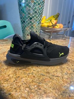 Puma brand new bk/lemon original shoe no box size 7 men = 8.5 lady