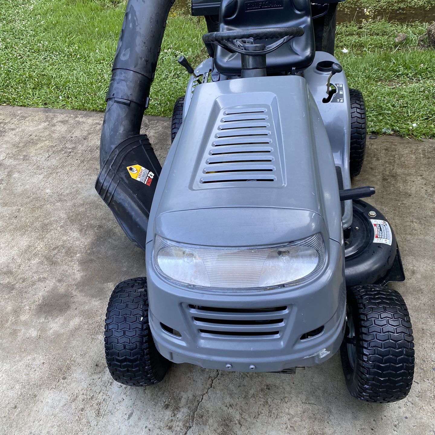 Craftsman Riding Mower With Bagger 