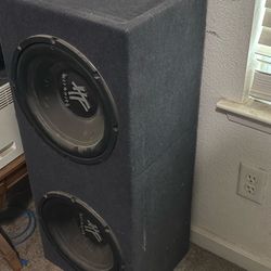 Hifonics Twelve Inch Subwoofers With Box 