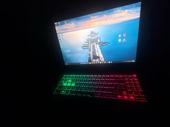 Gaming laptop 4070 8gb and i7-13620H   32GB ddr5