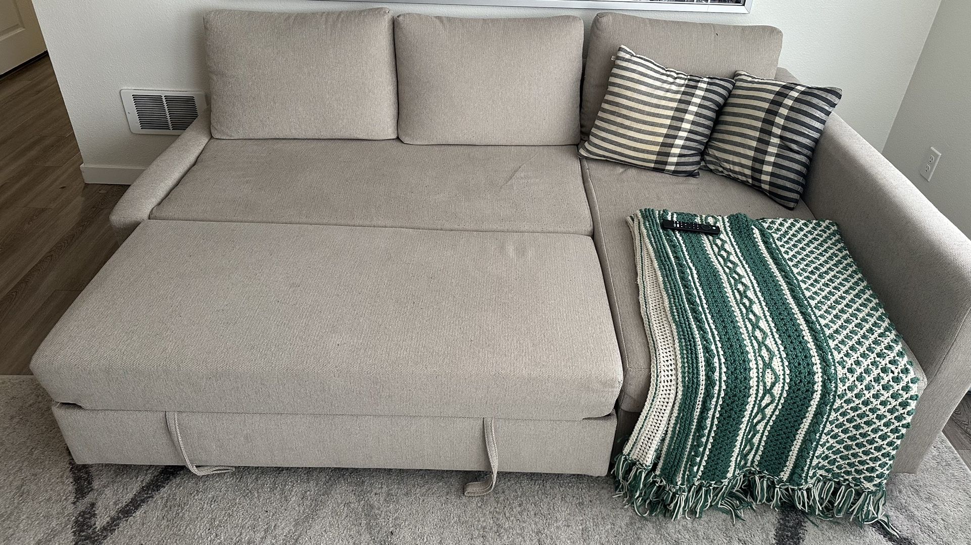 Queen Size Living Room L-Couch With Sliding Section And Storage