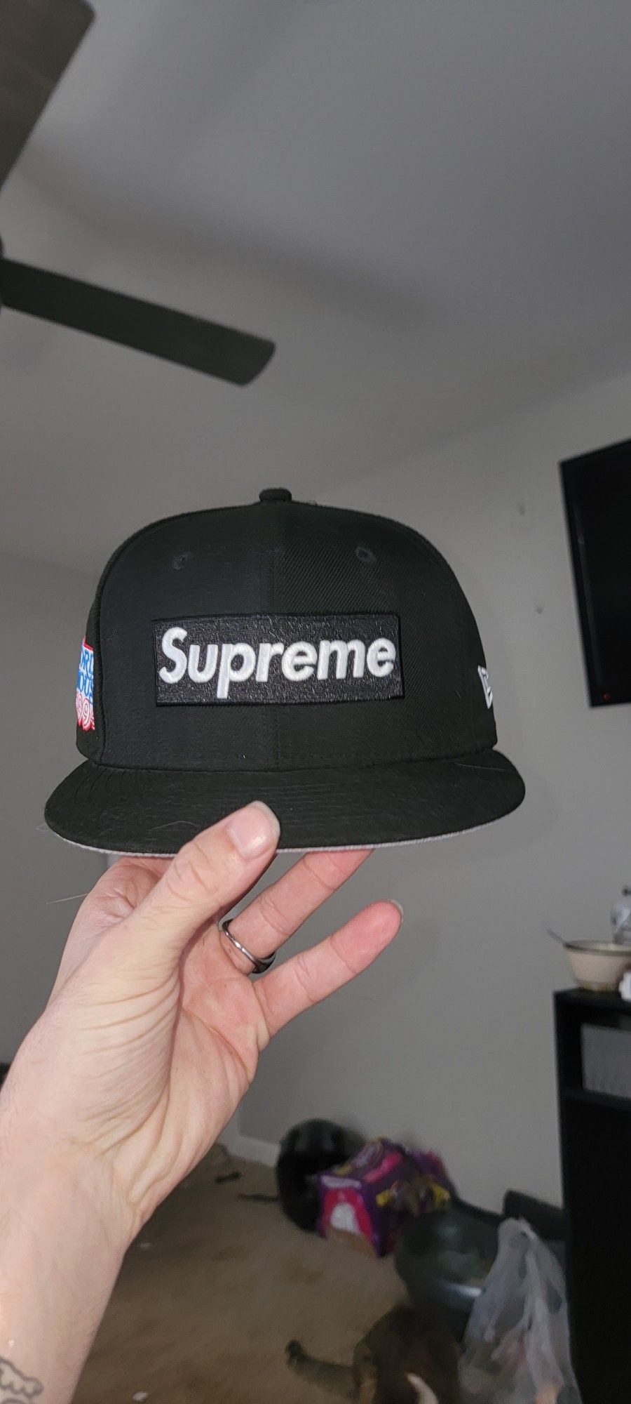 Supreme Hat