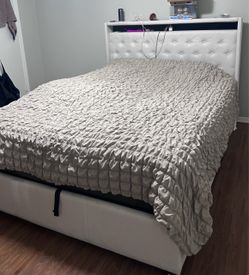 Queen Bed with storage