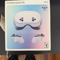 Meta Quest 3s Batman Bundle With Free Headstrap
