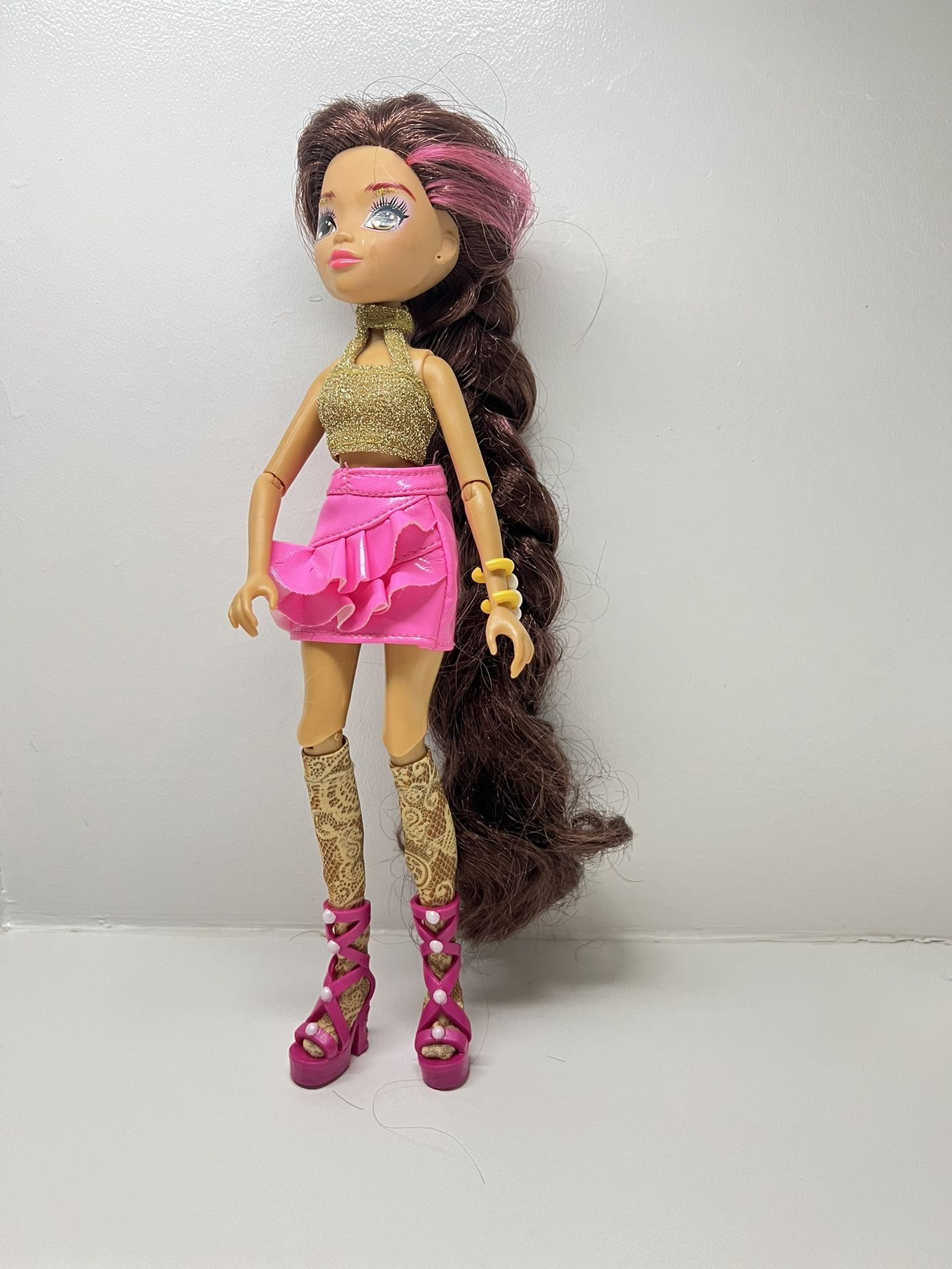 Mermaid High Searra Deluxe Mermaid Doll With Outfit and Shoes Long Hair