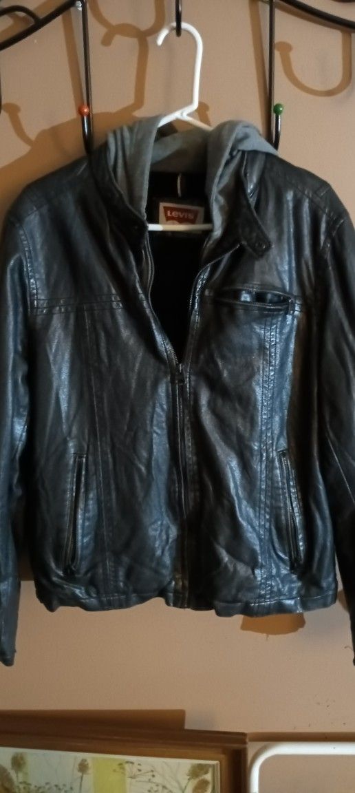 Levis Jacket Men’s Sz Medium Black Faux Leather Full Zip Hooded Jacket $50