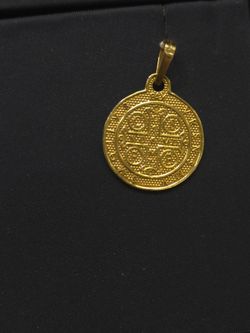 10k Gold Religious Pendant
