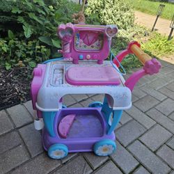 Disney Junior Doc McStuffins Hospital Care Cart