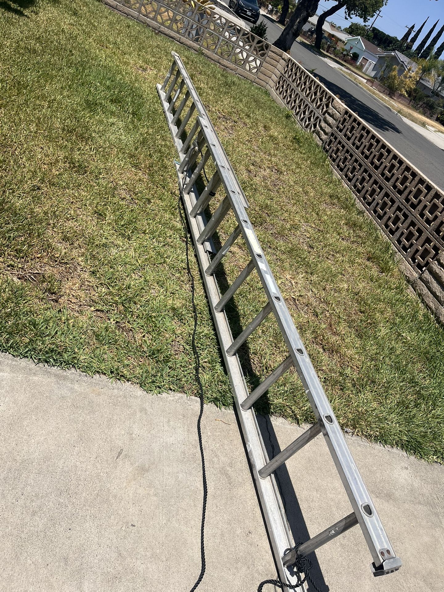 Extension Ladder 16ft