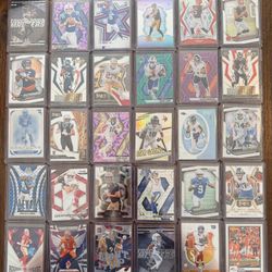 Football Lot 30 Card For 30 Dollars 