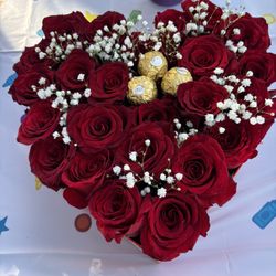 Corazon Con Flores Naturals