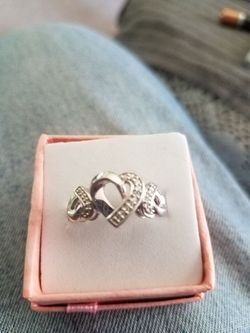 Diamond heart ring
