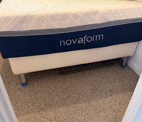 Full Size Novaform Memory Foam Mattress + Foundation + Legs – Excellent Condition