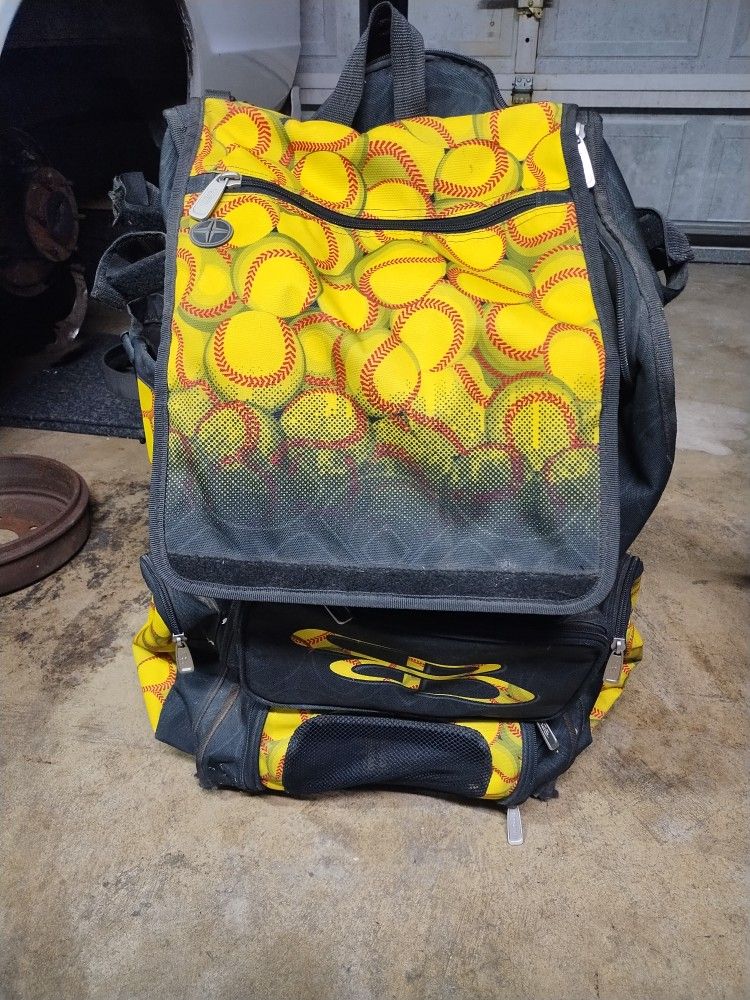 BoomBah Rolling Gear Bag