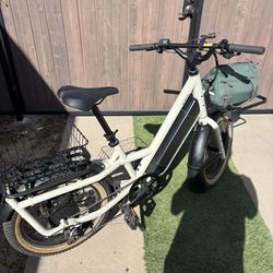 Specialized Haul Short Tail