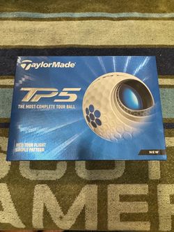 1 Dozen Brand New Taylormade TP5 golf balls