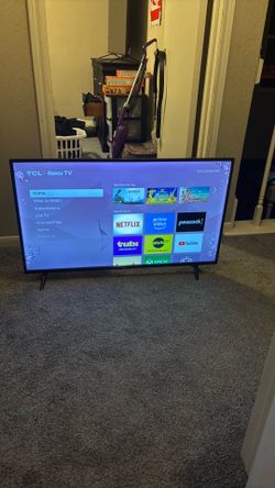 Roku television with broken leg