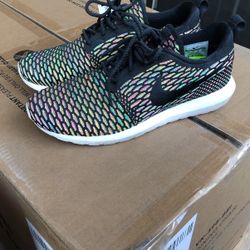 Nike Roshe Run Multicolor Flyknit