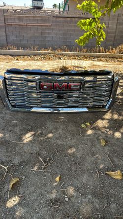 2024 to 2026 GMC sierra 2500 HD grille OEM Good condition