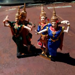 Thai Dancing Dolls  Vintage Pairs, Like New From 1930 Or 40s